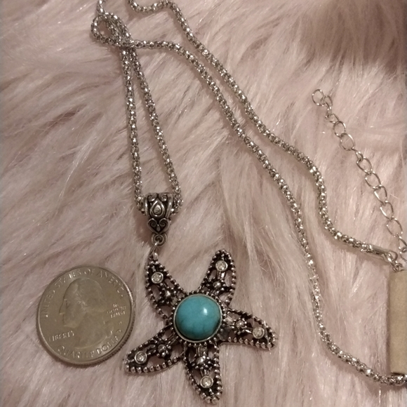 NEW By The Sea Starfish Pendant Necklace in Silvertone and Turquoise! - Picture 3 of 4